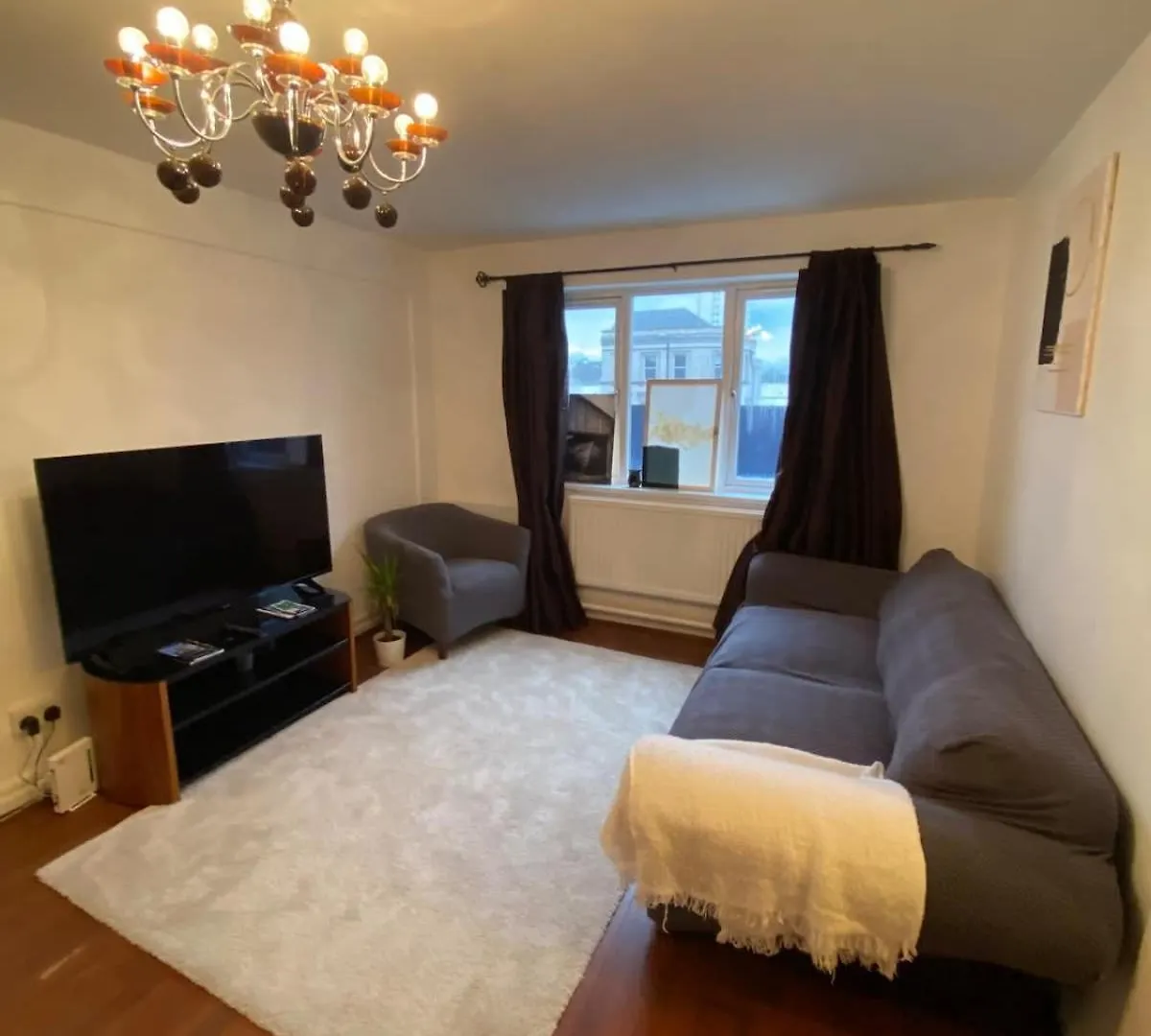 Well Located 2Bd Flat 20 Mins To Tower Bridge! Apartment London