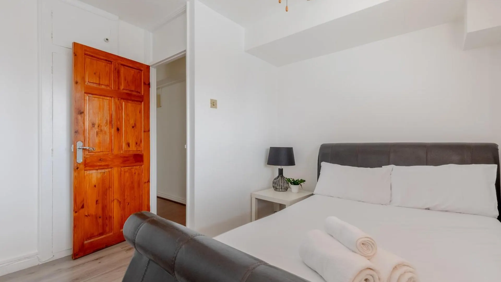 Well Located 2Bd Flat 20 Mins To Tower Bridge! Apartment London