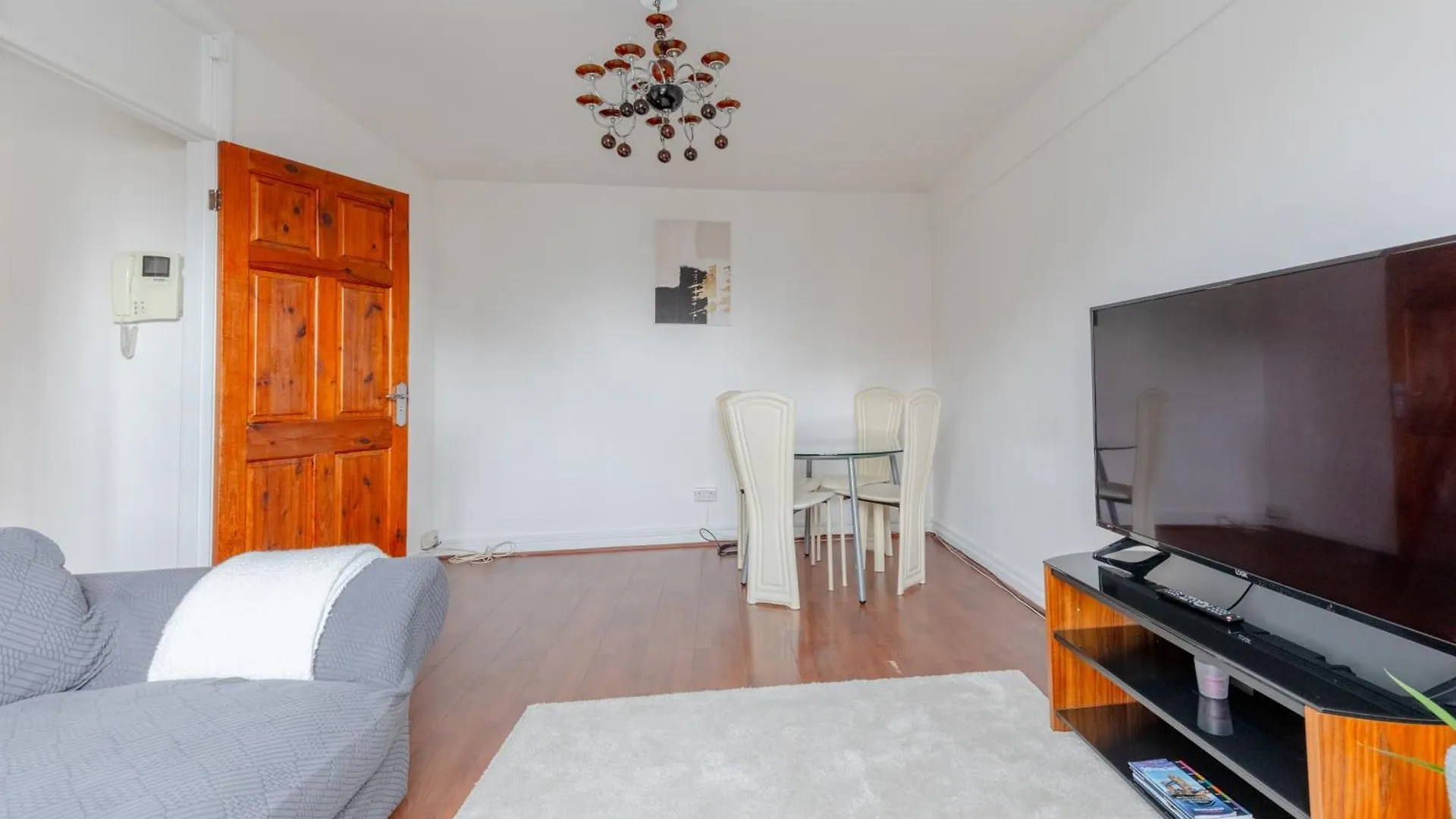 Well Located 2Bd Flat 20 Mins To Tower Bridge! Apartment London 0*,  United Kingdom