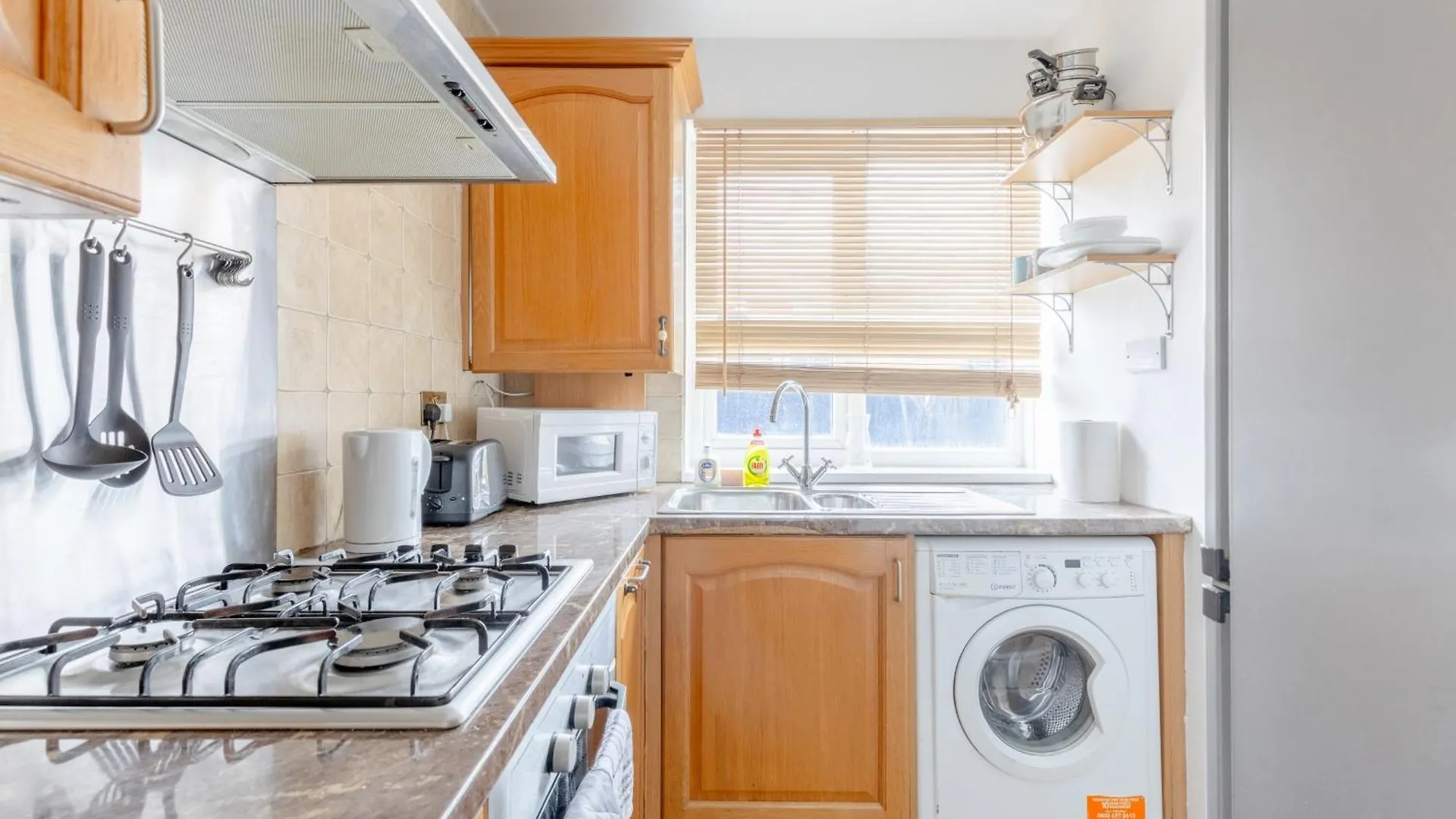 Well Located 2Bd Flat 20 Mins To Tower Bridge! Apartment London